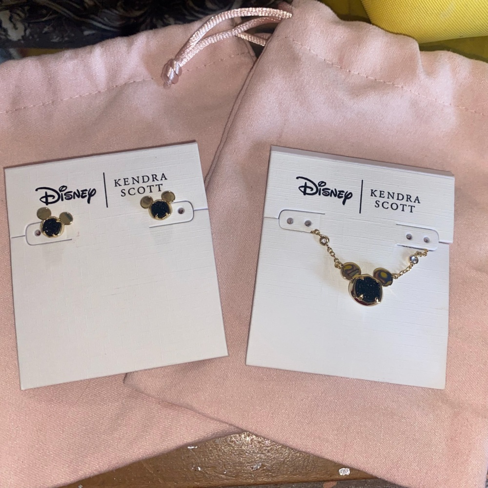 Kendra Scott X Disney Black Drusy Pendant and Stud Set
